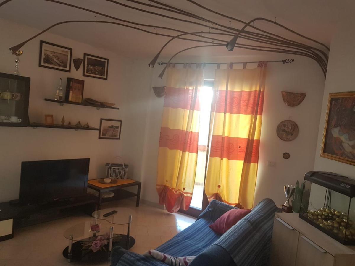 Appartamento Alma House Porto Torres Esterno foto