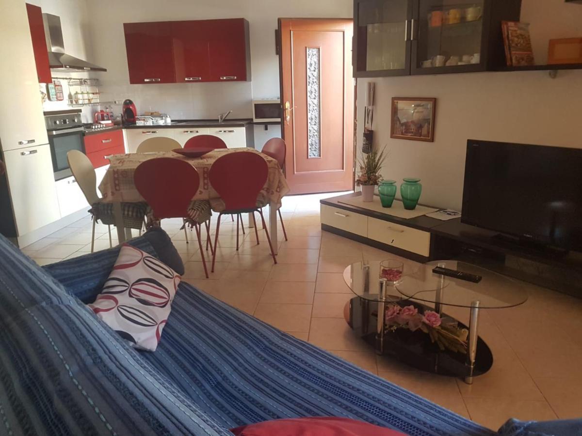 Appartamento Alma House Porto Torres Esterno foto
